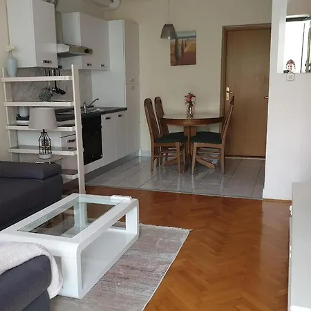 With A Parking Space - 18354 Διαμέρισμα *